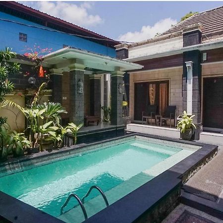 Denays Guesthouse Jimbaran Экстерьер фото