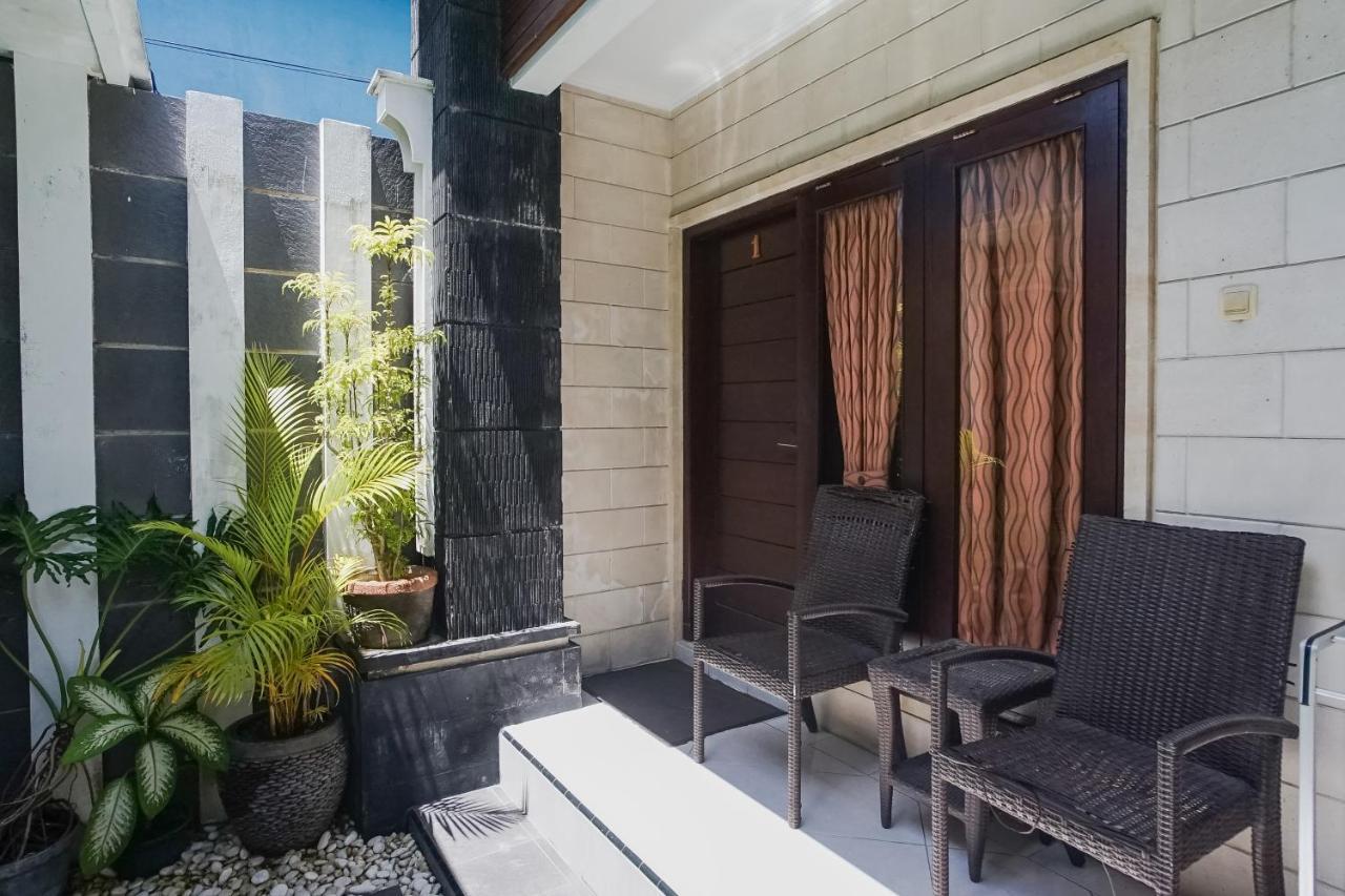 Denays Guesthouse Jimbaran Экстерьер фото