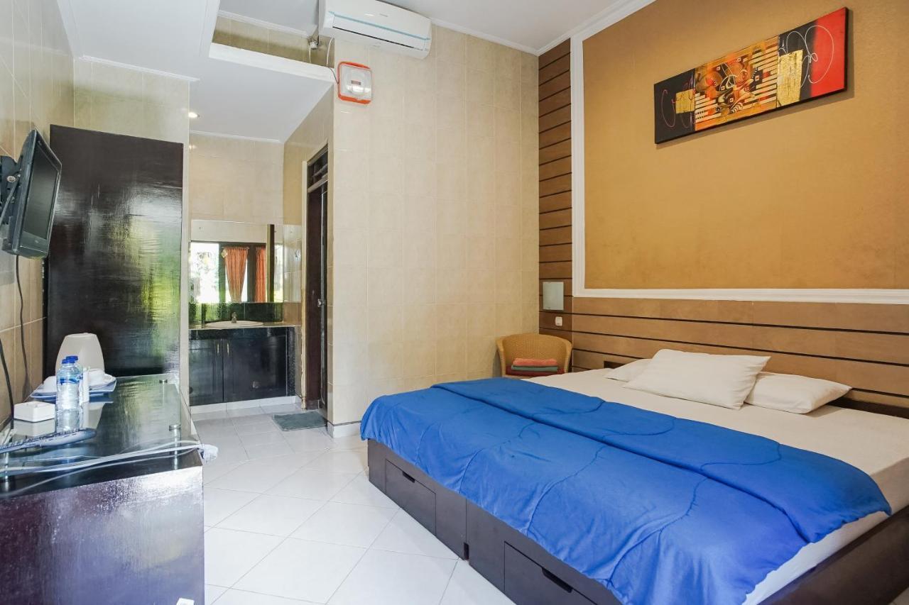 Denays Guesthouse Jimbaran Экстерьер фото