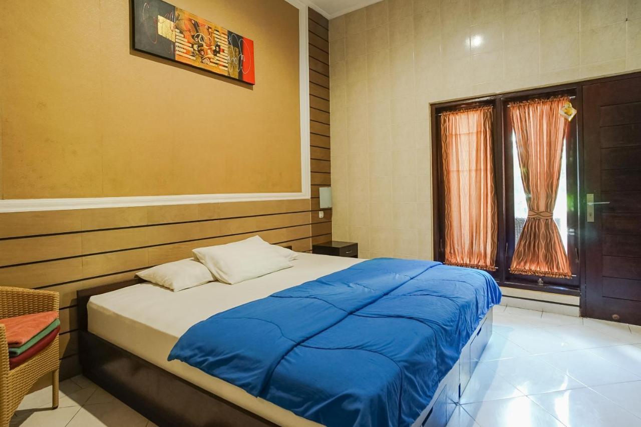 Denays Guesthouse Jimbaran Экстерьер фото