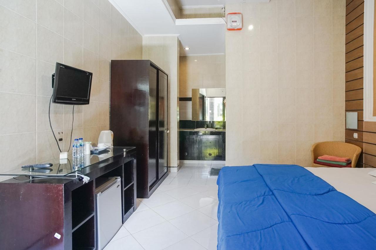 Denays Guesthouse Jimbaran Экстерьер фото
