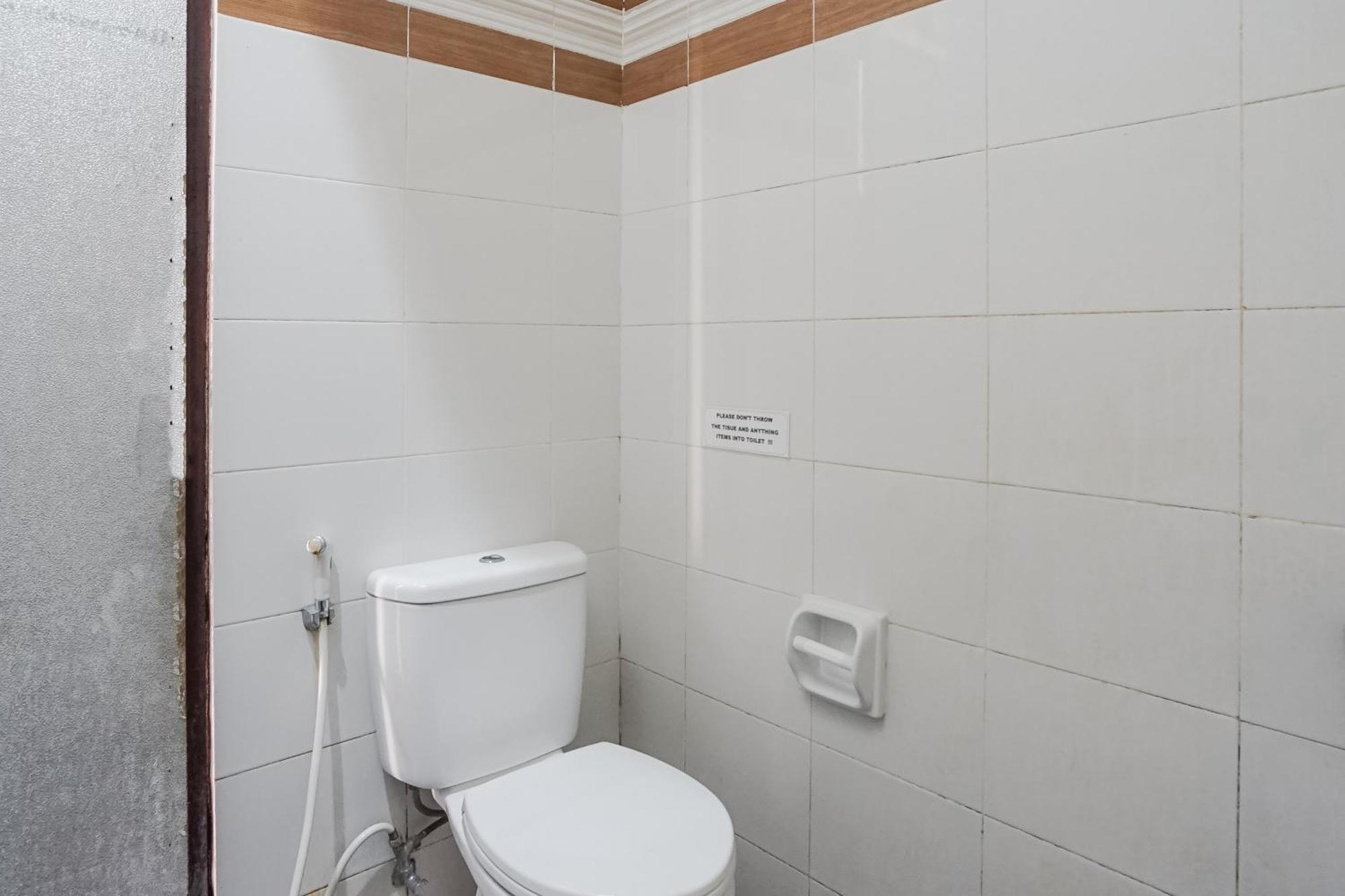 Denays Guesthouse Jimbaran Экстерьер фото