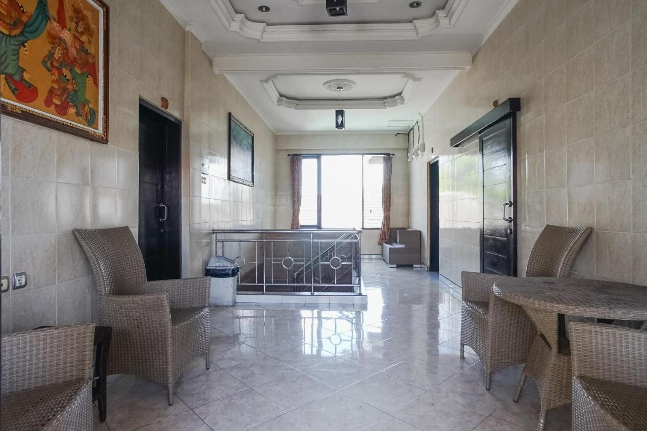 Denays Guesthouse Jimbaran Экстерьер фото