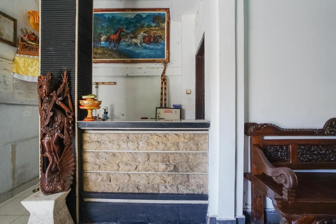 Denays Guesthouse Jimbaran Экстерьер фото