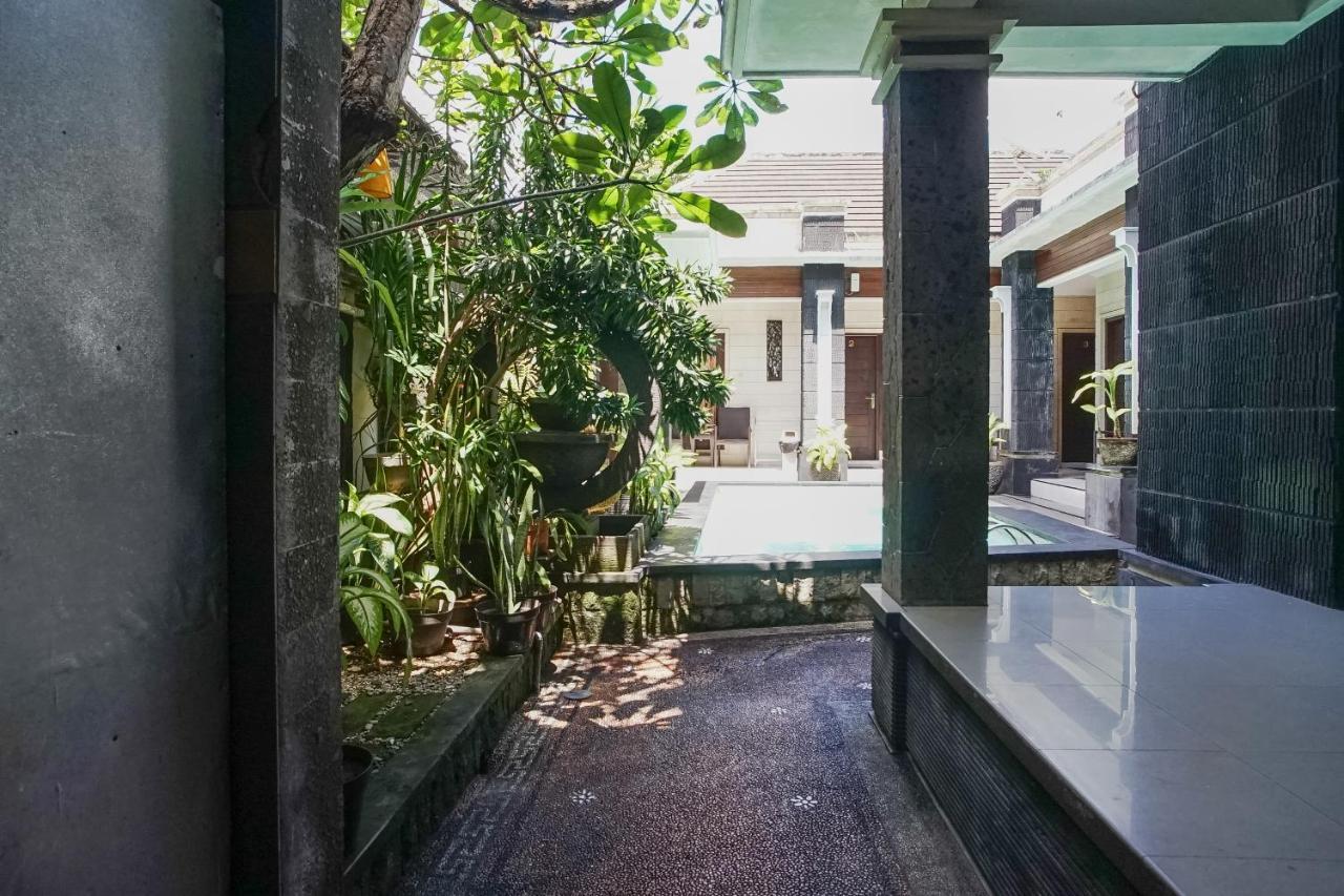 Denays Guesthouse Jimbaran Экстерьер фото